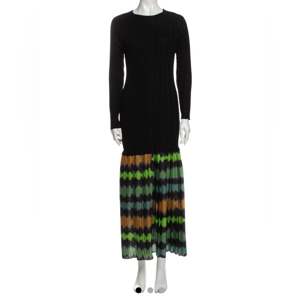 Bodycon midi/maxi dress with striped/pleated multicolor trim